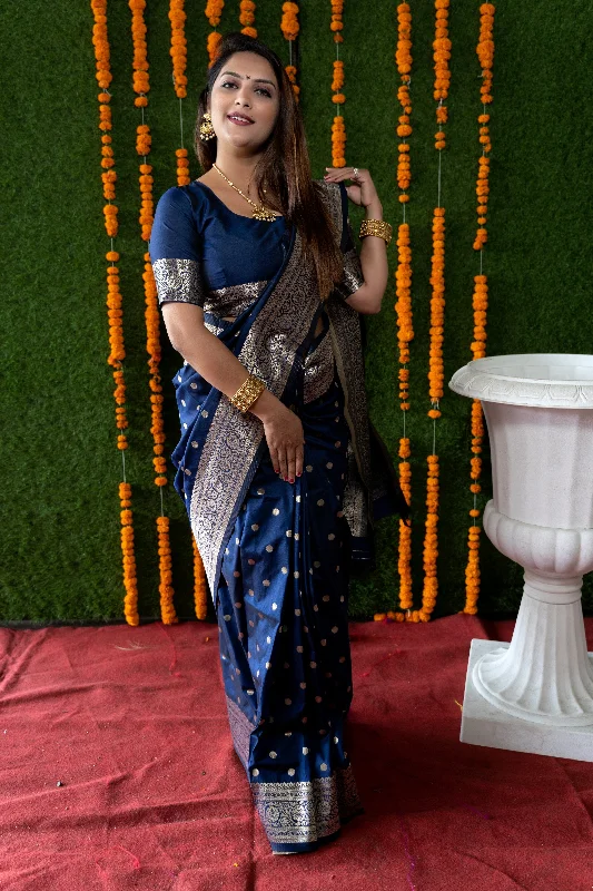 Jyoti Fashion Women's Navy Blue Handloom Banarasi Silk Zari Woven Saree with Blouse Elegant Peplum Blouse Jyoti Fashion Women's Navy Blue Handloom Banarasi Silk Zari Woven Saree with Blouse Elegant Peplum Blouse