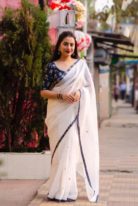 White Pure Linen Ethnic Motifs Saree with Unstitched Blouse - A2M Mandarin Collar Blouse White Pure Linen Ethnic Motifs Saree with Unstitched Blouse - A2M Mandarin Collar Blouse
