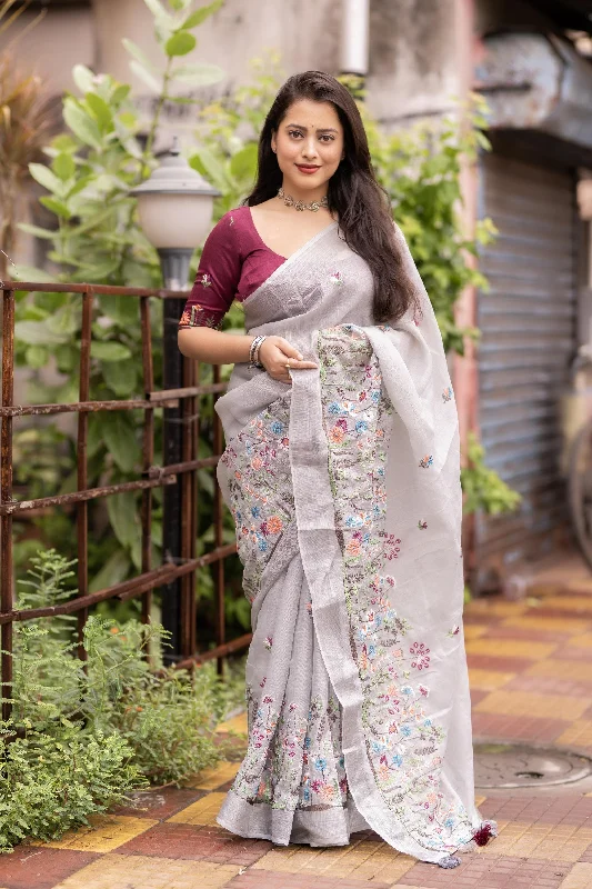 Grey Pure Linen Ethnic Motifs Saree with Unstitched Blouse - A2M Relaxed Fit Blouse