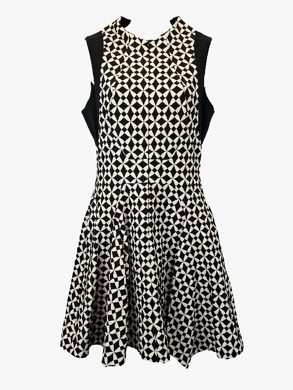 Cue Tailored A Line Mini Dress Size 8 Trendy Off-Shoulder Dress Mini