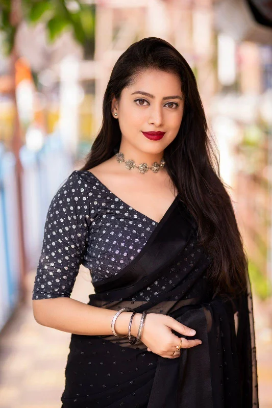 Black Poly Chiffon Woven Design Saree with Unstitched Blouse - A2M Versatile Layering Blouse Black Poly Chiffon Woven Design Saree with Unstitched Blouse - A2M Versatile Layering Blouse