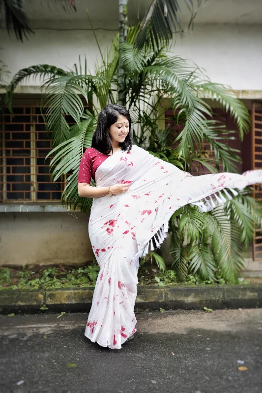 Red Poly Georgette Tie And Dye Saree with Unstitched Blouse - A2M Off-Shoulder Wrap Blouse Red Poly Georgette Tie And Dye Saree with Unstitched Blouse - A2M Off-Shoulder Wrap Blouse