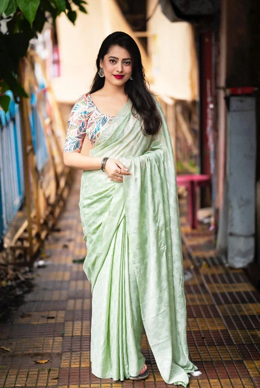 Green Poly Crepe Ethnic Motifs Saree with Unstitched Blouse - A2M Everyday Stylish Blouse Green Poly Crepe Ethnic Motifs Saree with Unstitched Blouse - A2M Everyday Stylish Blouse
