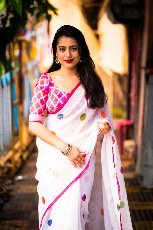 White Pure Linen Ethnic Motifs Saree with Unstitched Blouse - A2M Side Tie Blouse