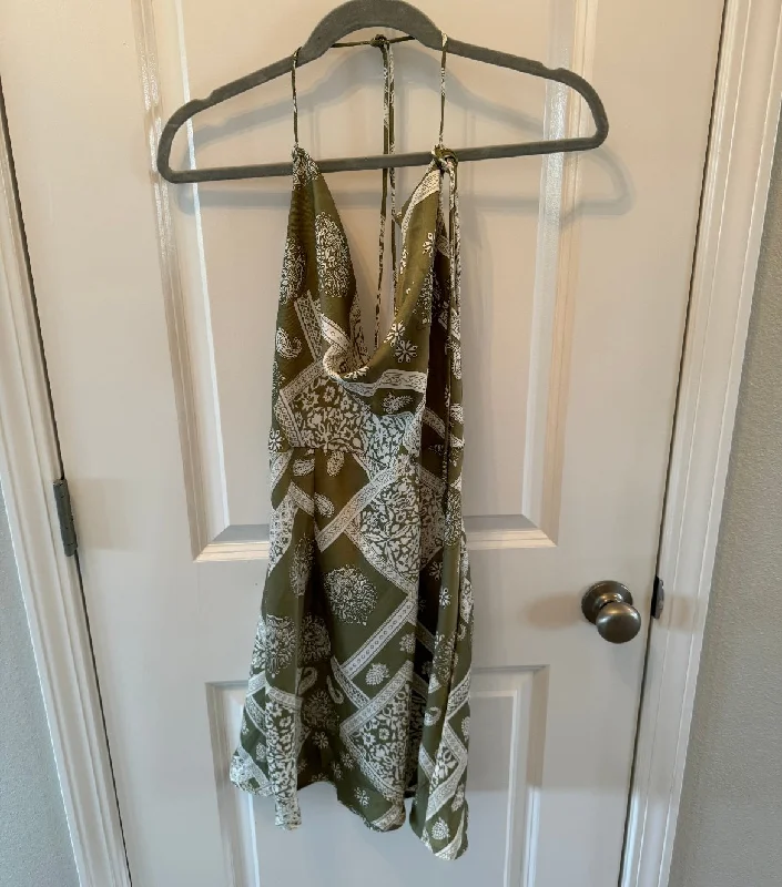 Paisley Bandana Print Strappy Mini Dress Women’s Size 8 Green Fashionable Off-Shoulder Mini Dress Paisley Bandana Print Strappy Mini Dress Women’s Size 8 Green Fashionable Off-Shoulder Mini Dress