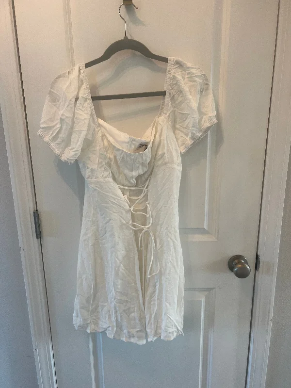 Princess Polly Fauci Mini Dress Women’s Size 8 White Trendy Denim Mini Dress