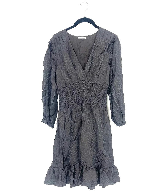 Grey Smocked Waist Tiered Dress - Size 4/6 Tunics Luxurious high-end