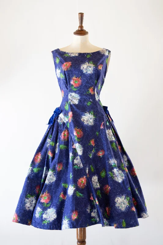 Vintage 1950s Blue Floral Cotton Dress Tunics Trendy modern