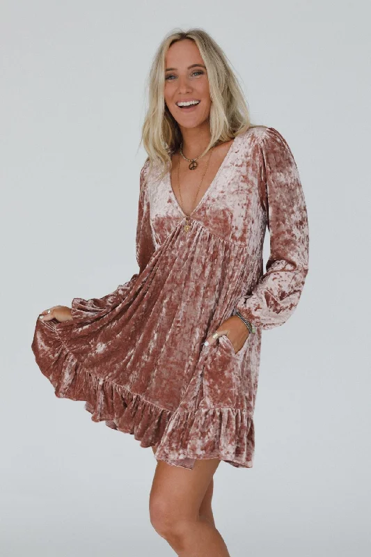 Last Dance Velvet Dress - Mauve Square Neckline Feminine