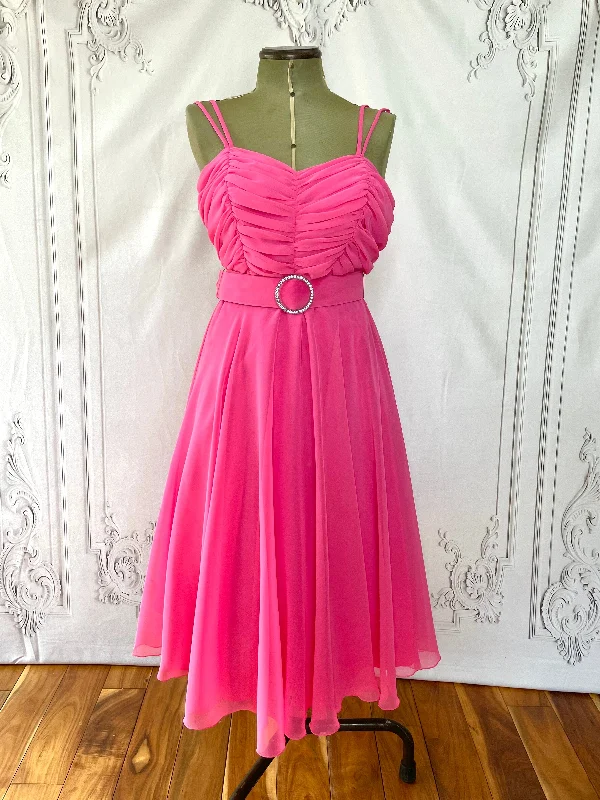 1980s Does 1950s Bubblegum Pink Cocktail Party Dress Tunics Prom sequined