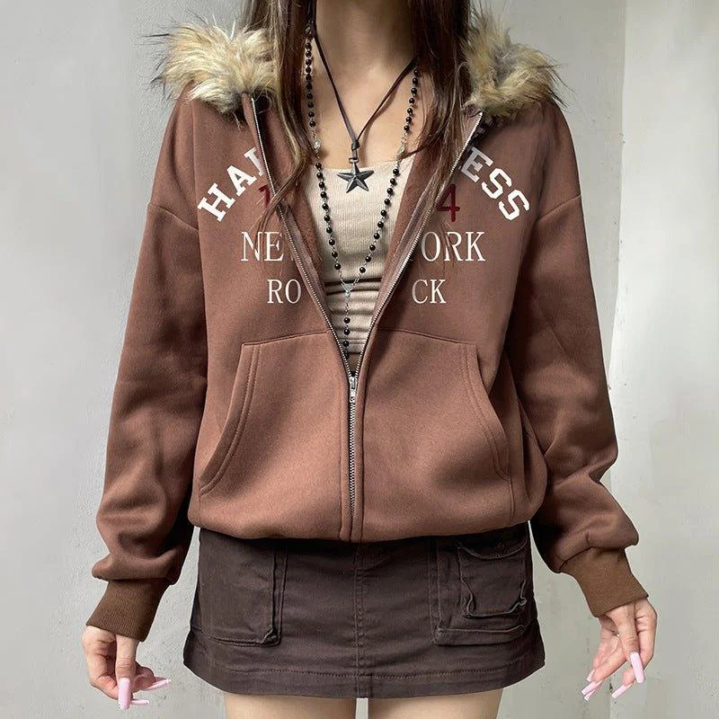 American Retro Fur Collar Hooded Zipper Sweatshirt for Women - Street Hipster Style in Brown Hoodie with Cropped Fit Short Trendy American Retro Fur Collar Hooded Zipper Sweatshirt for Women - Street Hipster Style in Brown Hoodie with Cropped Fit Short Trendy