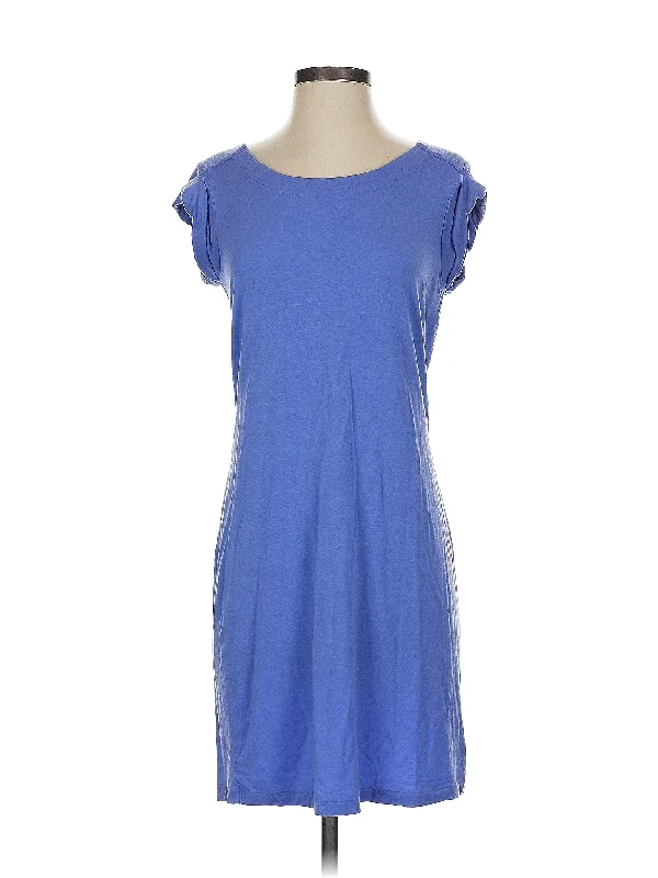 Casual Dress Crew Neckline Sporty