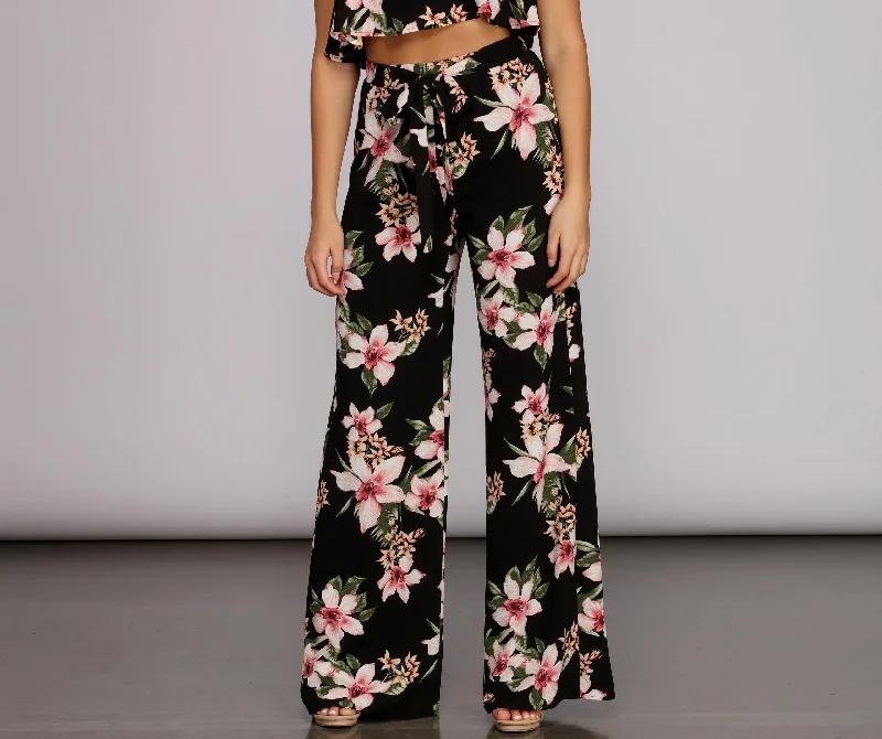 Total Tropics Tie Waist Pants Stretch Fit Pants
