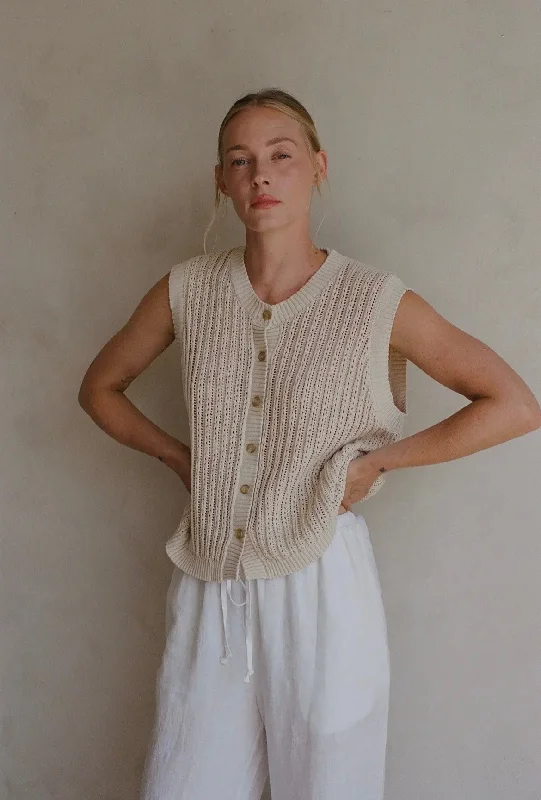 Cotton Sweater Crew Neck Buttondown Vest Denim Fabric Leather Fabric Suede Fabric