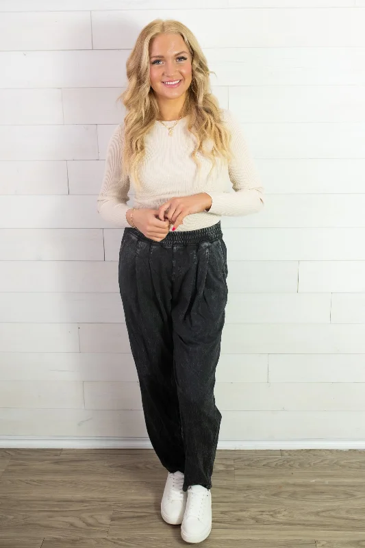 Chic Cotton Jogger Pant-Black Classic Straight Pants
